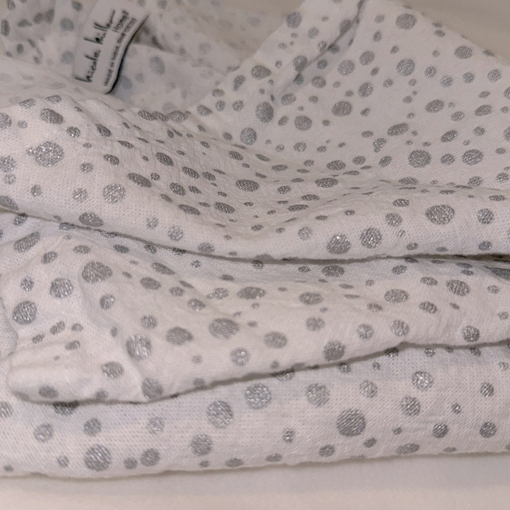Nicole Miller Metallic Silver‎ Polka Dot Cloth Napkins Set 4